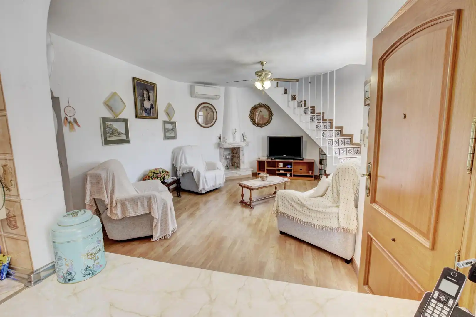 Living room of Detached homes for sale in Benalmádena  with Air Conditioner, Heating and Terrace