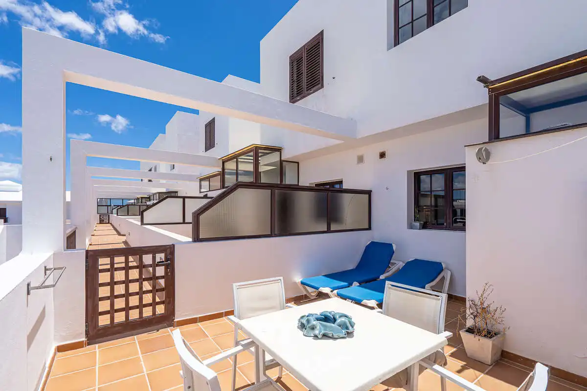 Terraza de Dúplex en venta en Teguise con Piscina comunitaria