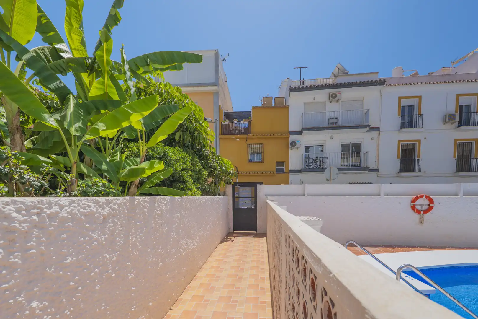 Vista exterior de Ático en venta en Torremolinos con Aire acondicionado, Calefacción y Terraza