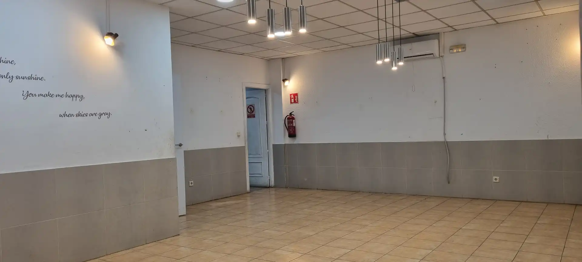 Business premises for sale in Calle Lago Blanco, imagen 32