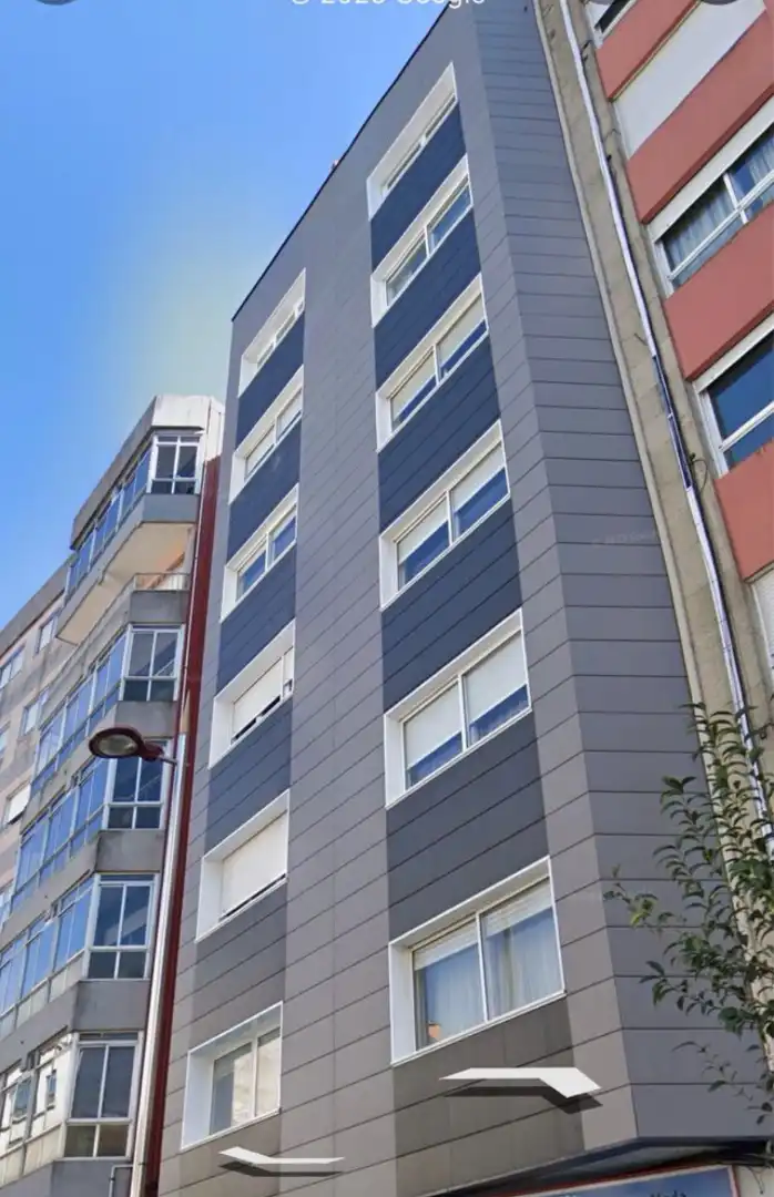 Vista exterior de Piso en venta en Vigo  con Amueblado