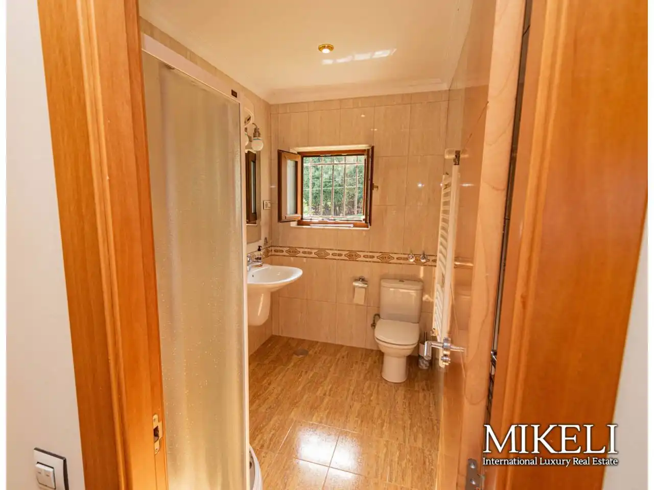 Bathroom of Houses for sale in Llanes  with Heating, Private garden and Terrace