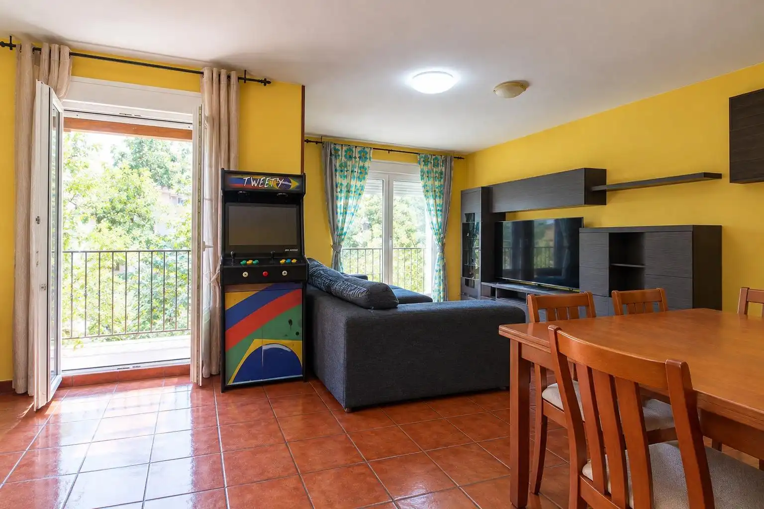 Maison jumelée avec terrasse à vendre à Barrio Mioño, imagen 2