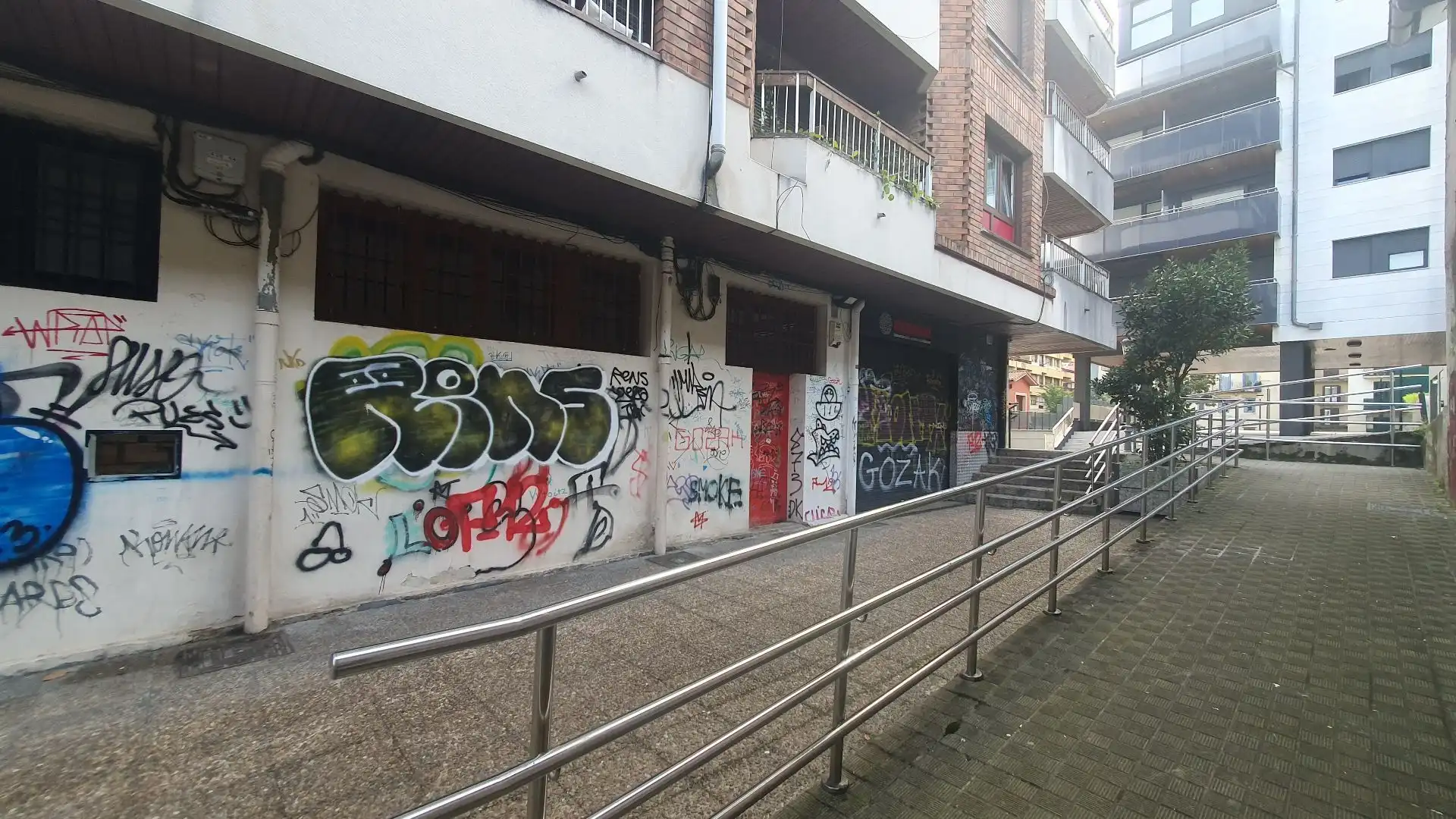 Business premises to rent in Centro - Mendibil - Santiago, imagen 50