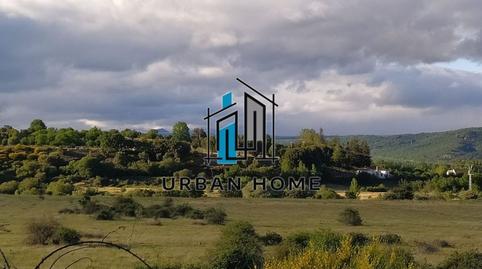 Foto 2 de Casa adosada en venda a Cuadros, León