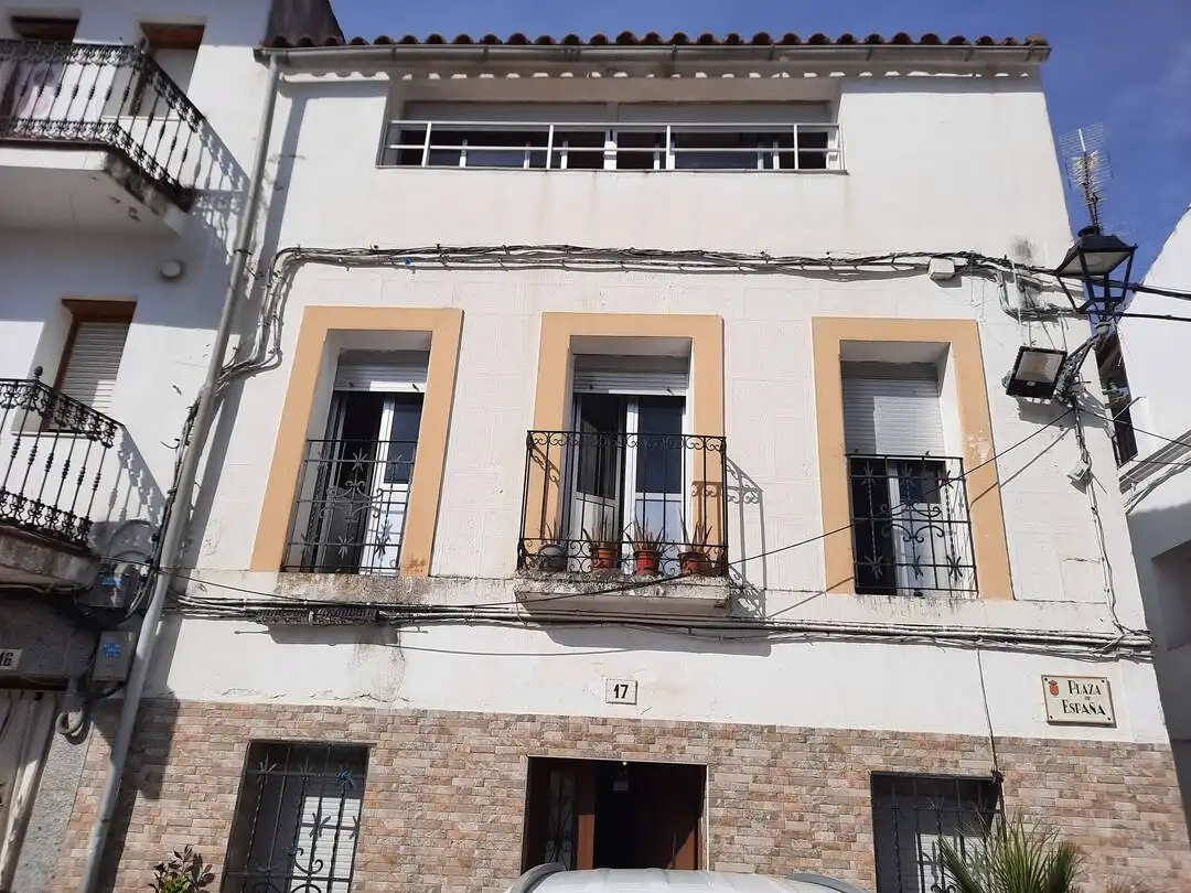Exterior view of Houses for sale in Alía  with Balcony