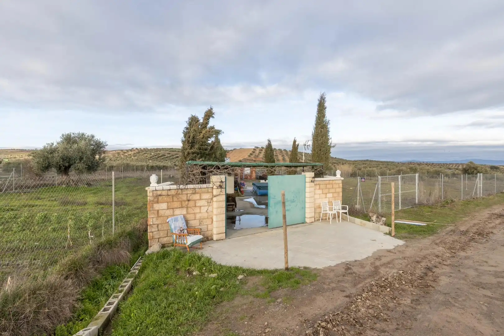 Finca rústica en venda a Avenida Doctor Manuel López Molín, 10, Chimeneas
