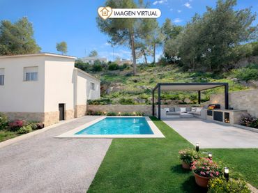 Xalet amb jardí en venda a Carrer Jaume Primer