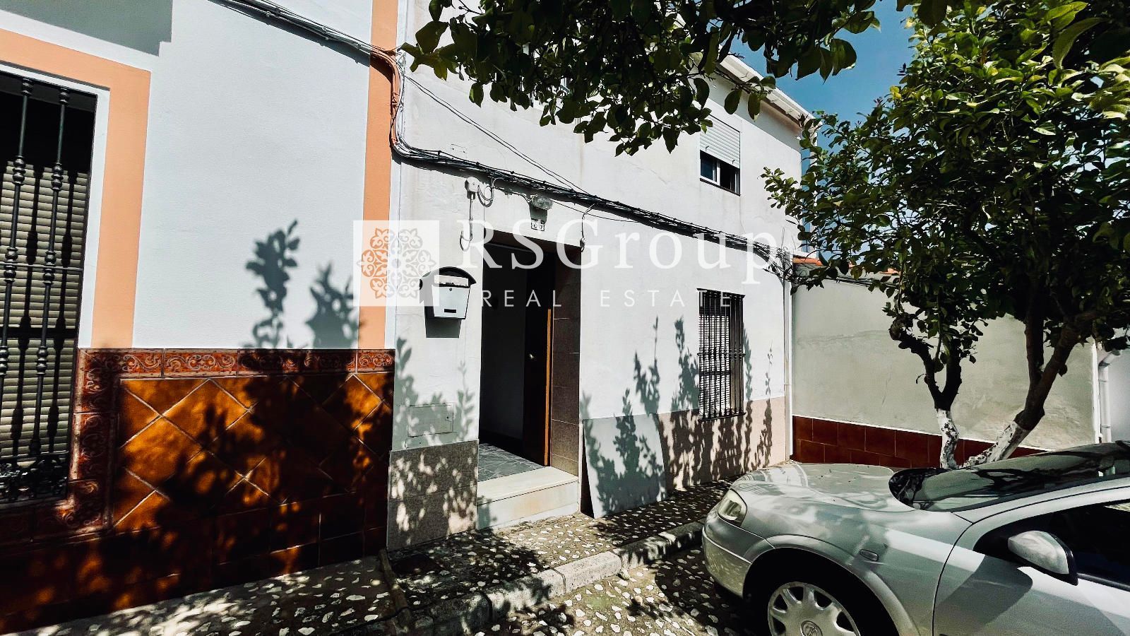 Exterior view of House or chalet for sale in Cala  with Storage room and Furnished