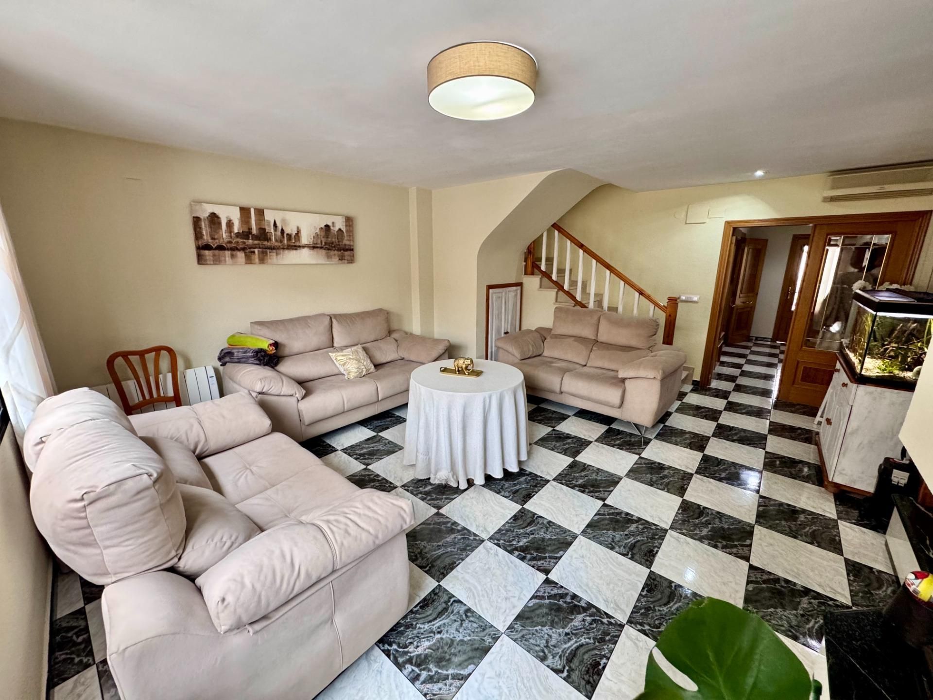 Sala d'estar de Casa o xalet en venda en Silla amb Aire condicionat, Calefacció i Terrassa