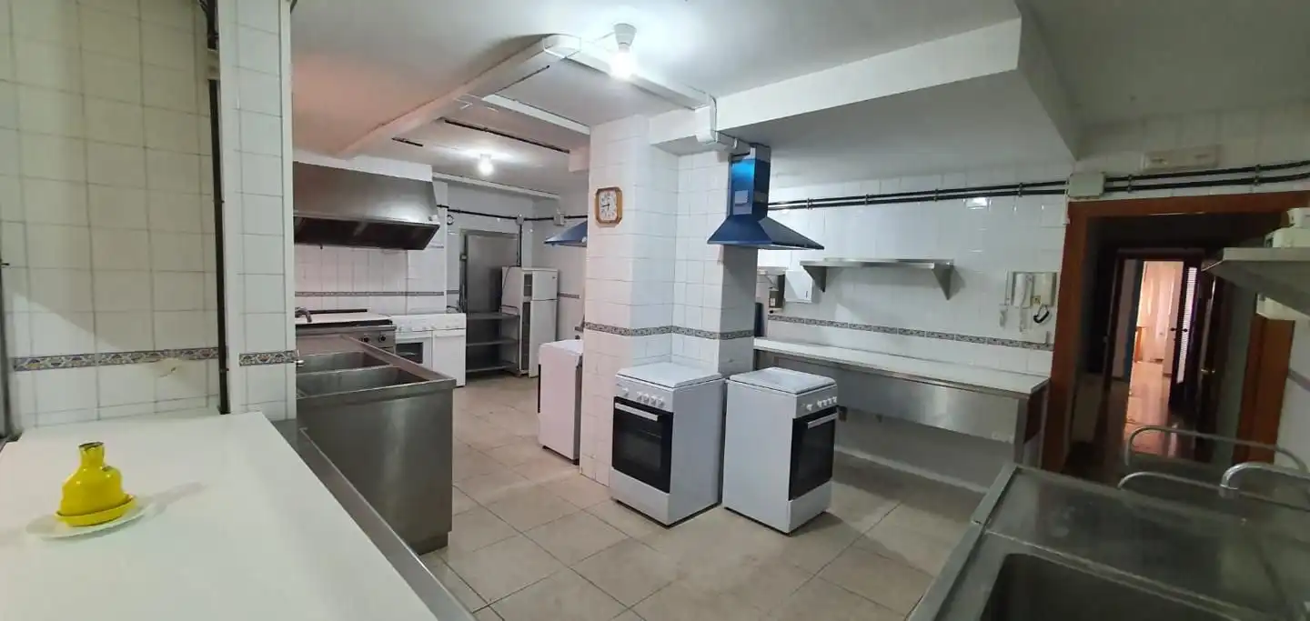 Estudio de alquiler en Calle Calle Melchor Almagro, Centro - Sagrario