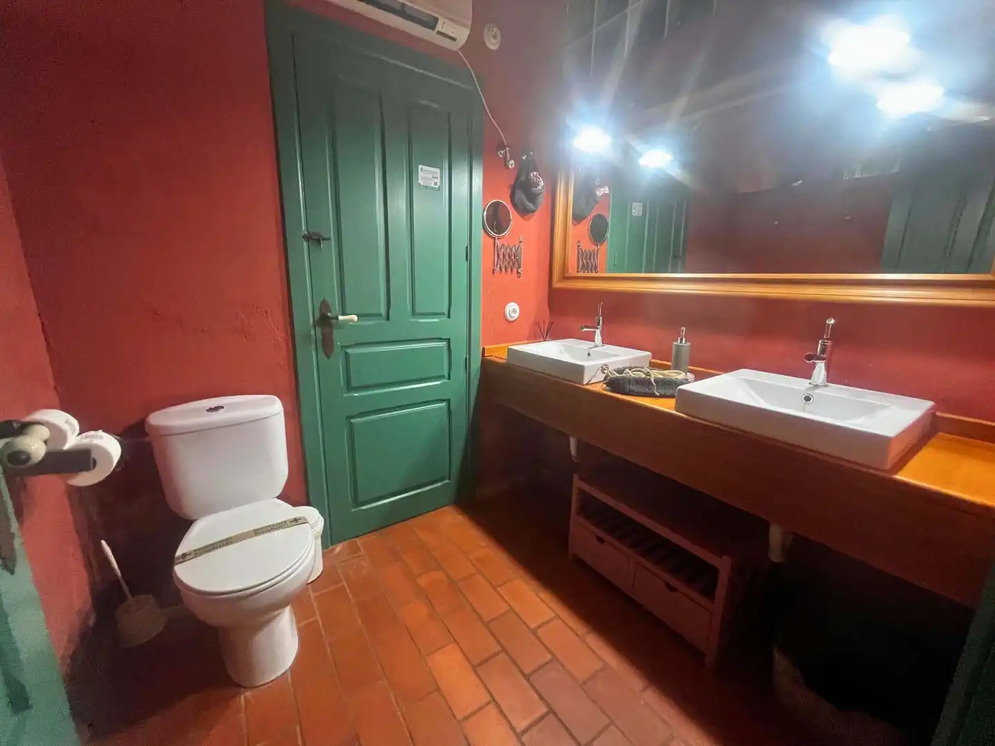 Baño de Casa o chalet en venta en Trujillo con Aire acondicionado, Calefacción y Jardín privado