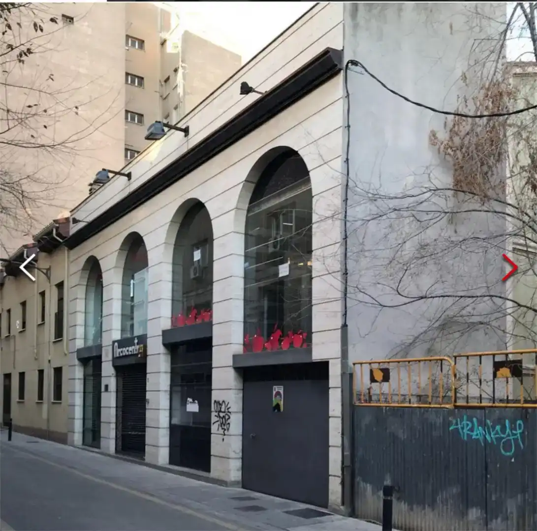 Vista exterior de Local de lloguer en Casco Histórico