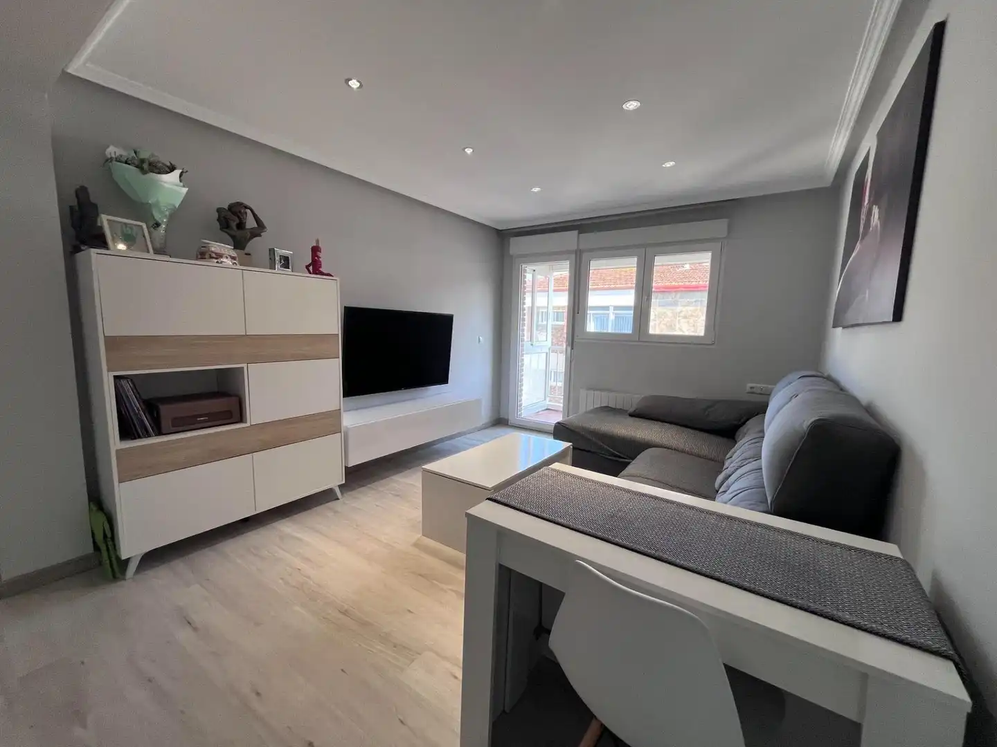 Sala d'estar de Pis en venda en Colindres, Cantabria