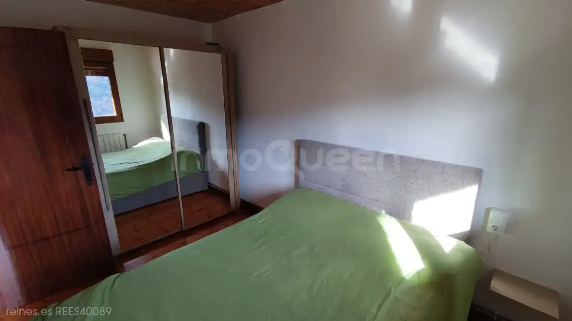 Bedroom of Houses for sale in Peñarrubia  with Heating, Private garden and Furnished