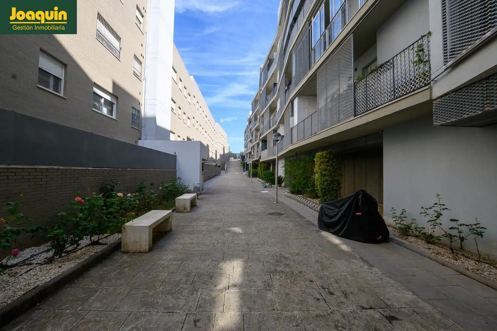 Exterior view of Flat for sale in Córdoba  with Air Conditioner, Heating and Terrace