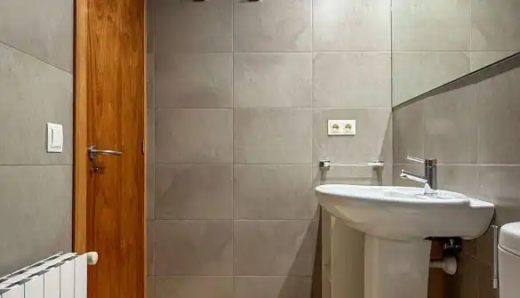 Baño de Dúplex en venta en Palamós con Calefacción, Terraza y Trastero