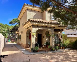 Exterior view of House or chalet for sale in Chiclana de la Frontera  with Private garden and Terrace