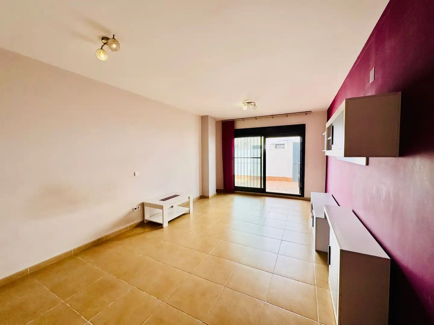 Sala d'estar de Apartament en venda en Mijas amb Aire condicionat, Traster i Forn