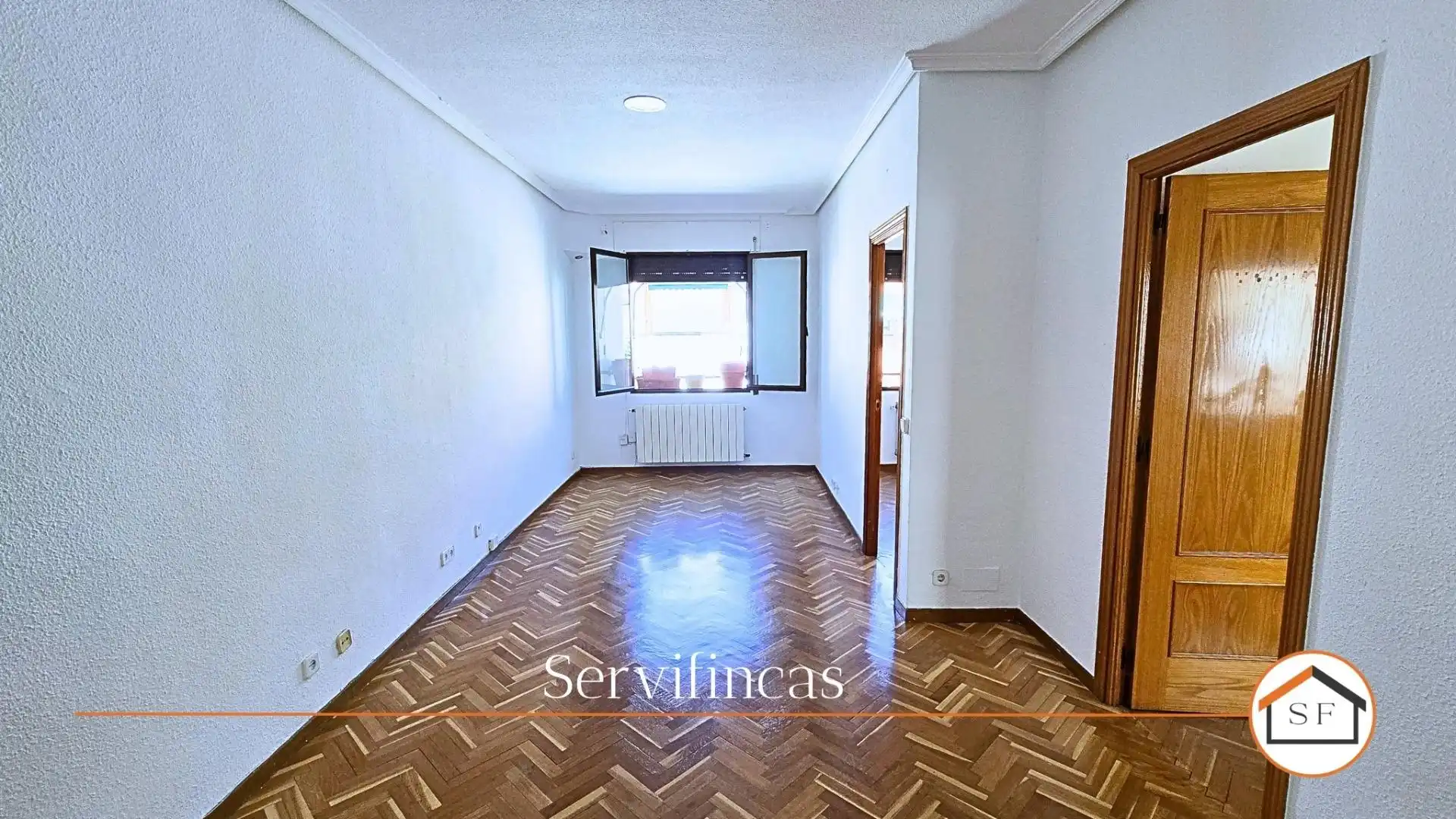 Wohnzimmer von Wohnung zur Miete in Madrid mit Heizung und Parkett