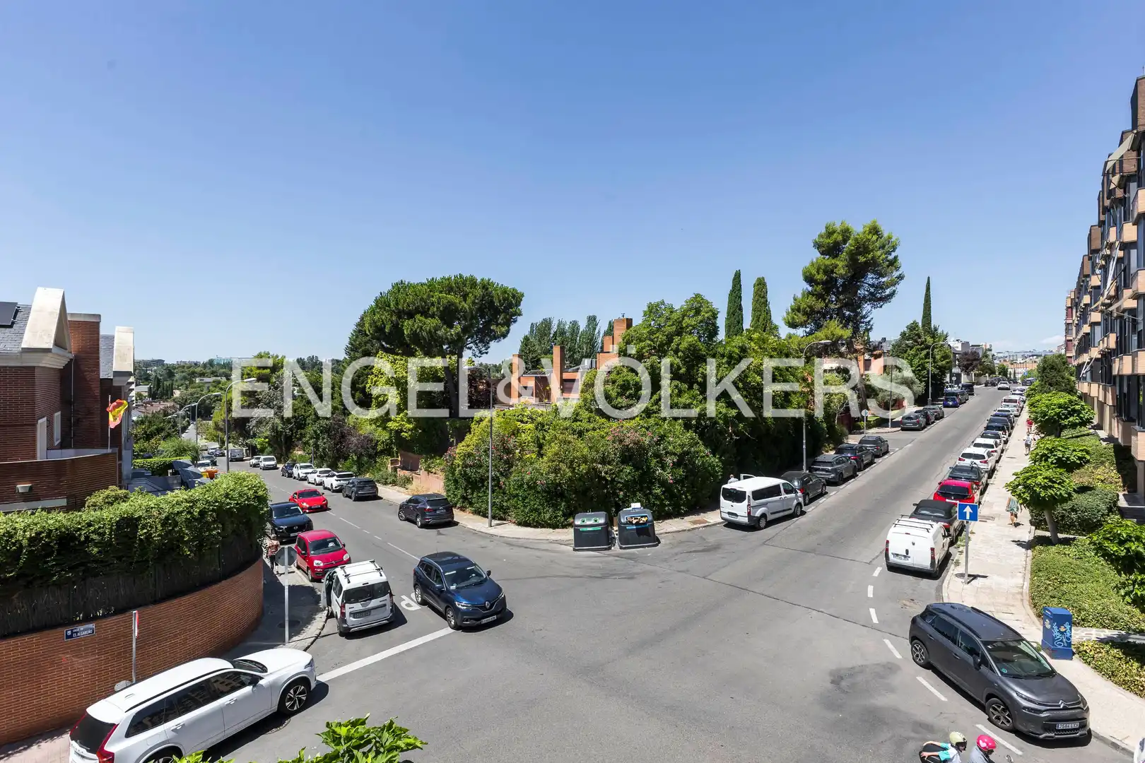 Vista exterior de Piso en venta en Madrid con Aire acondicionado, Calefacción y Piscina