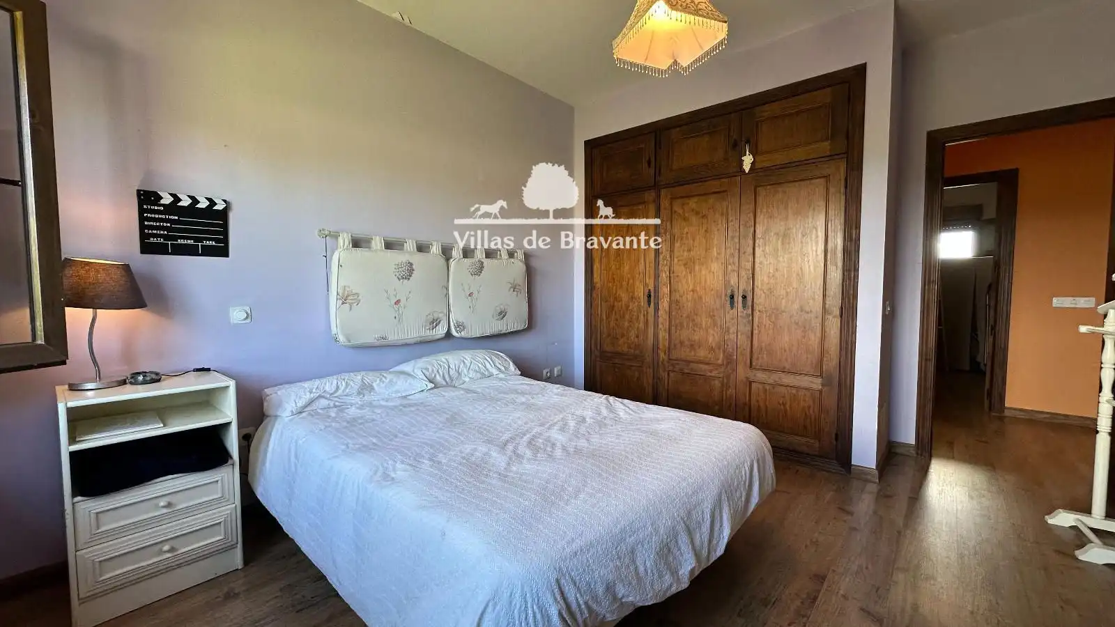 Bedroom of Houses for sale in Villanueva de la Cañada  with Air Conditioner, Heating and Parquet flooring