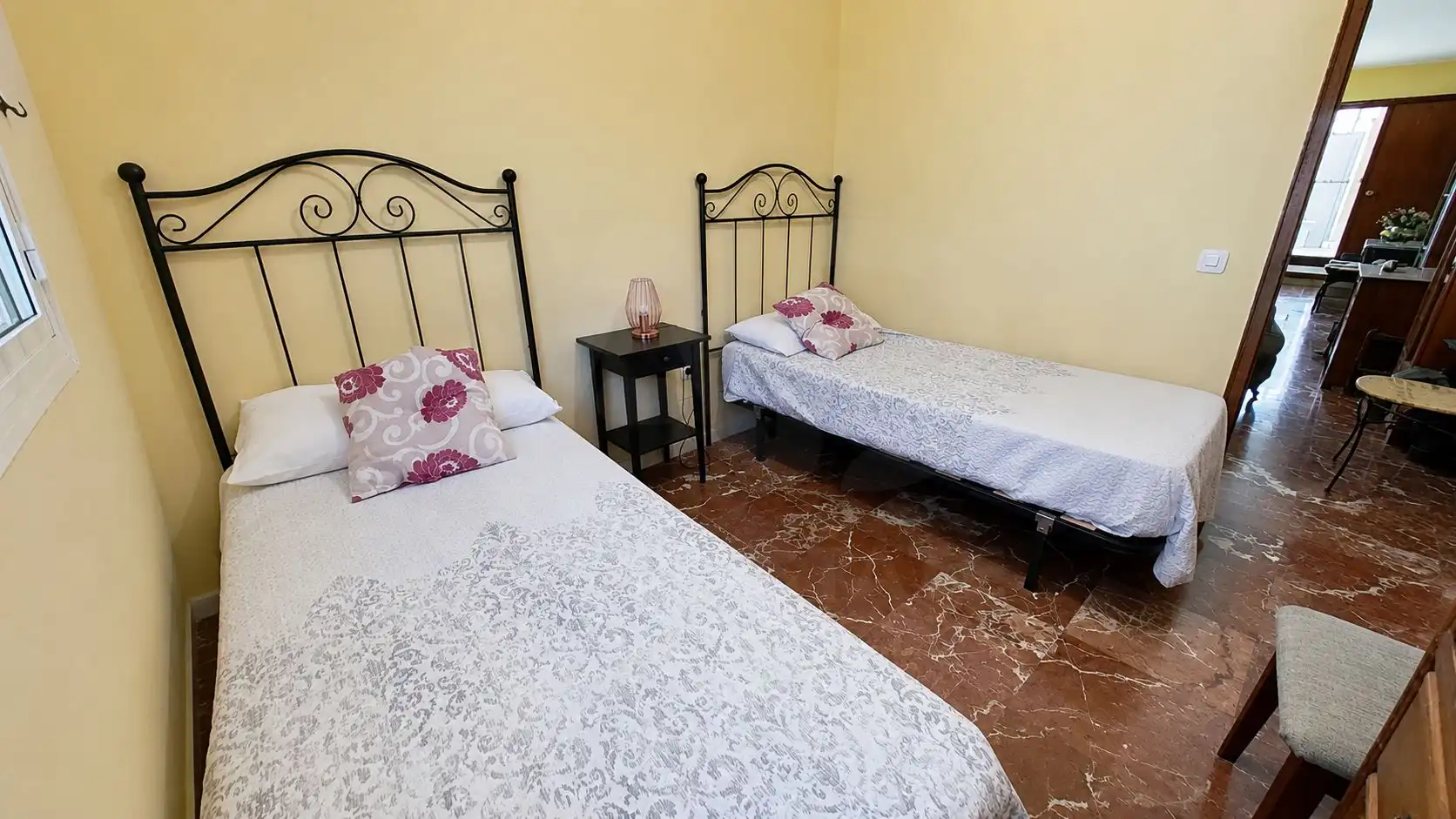 Bedroom of Houses for sale in Dos Hermanas  with Air Conditioner, Heating and Swimming Pool