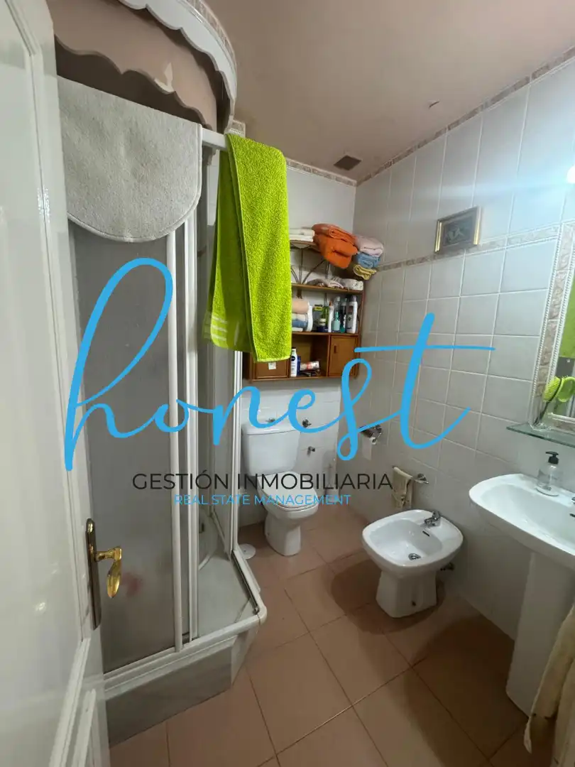 Bathroom of Flat for sale in Torremolinos  with Air Conditioner and Furnished