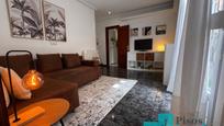 Wohnzimmer von Wohnung zum verkauf in Laredo mit Möbliert und Balkon