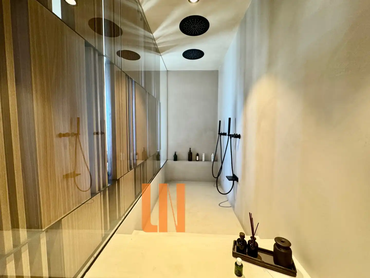 Baño de Piso de alquiler en A Coruña Capital  con Calefacción, Amueblado y Horno