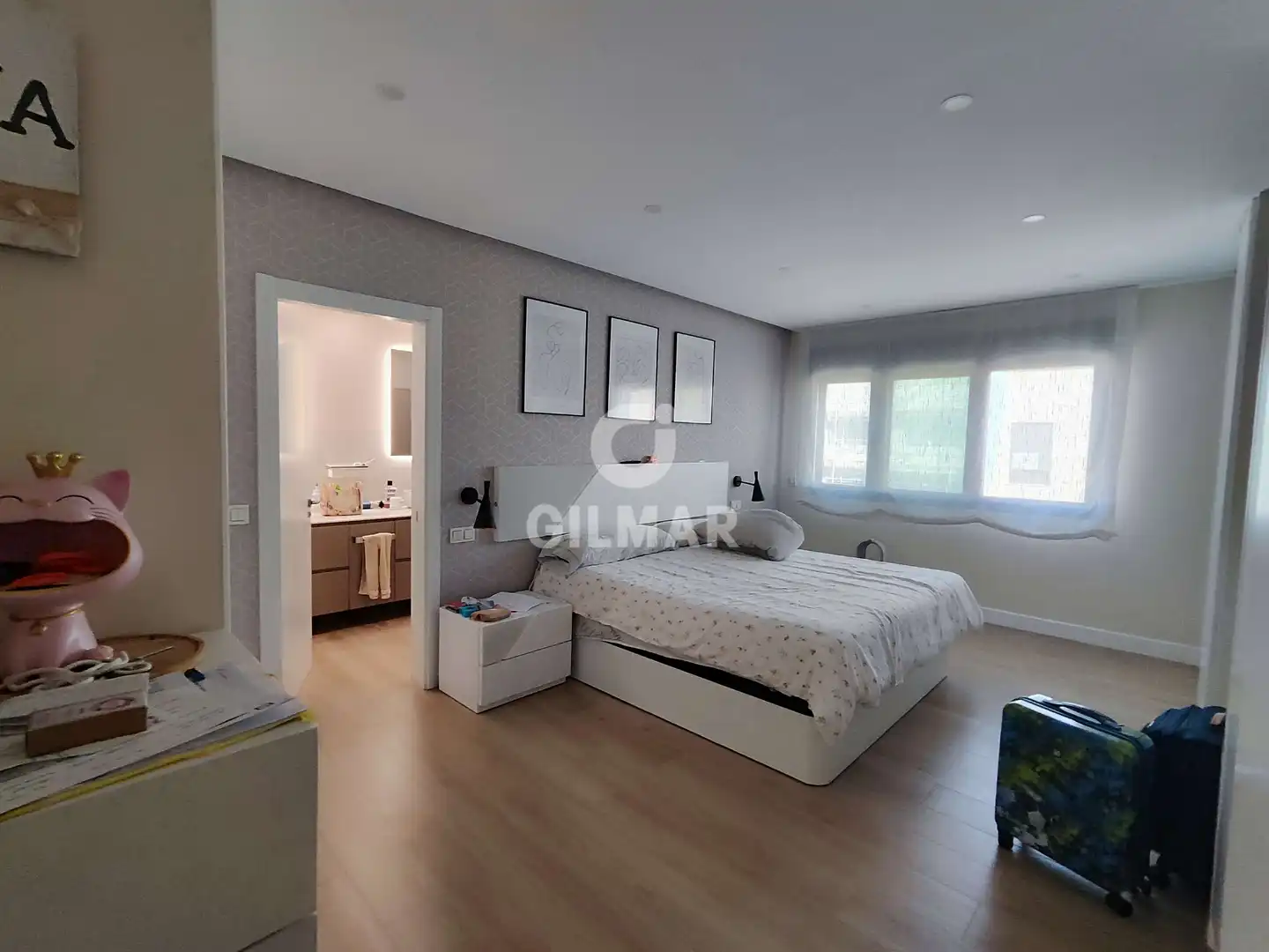 Habitación de Casa o chalet en venta en Parla con Calefacción, Jardín privado y Piscina