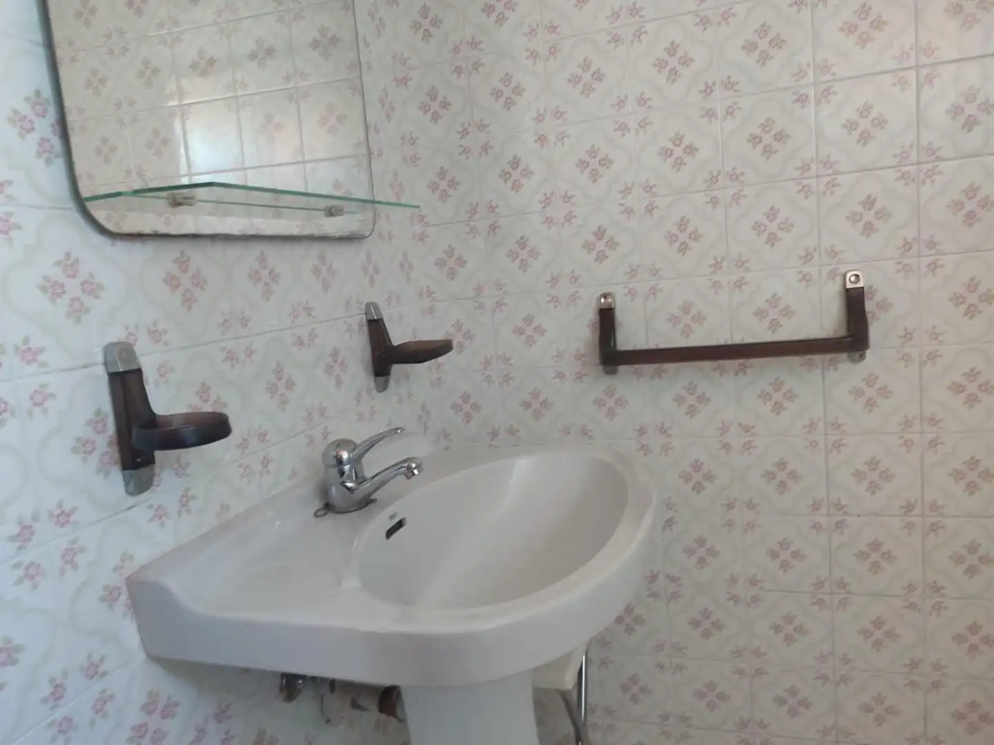 Bathroom of Flat for sale in Oviedo   with Heating