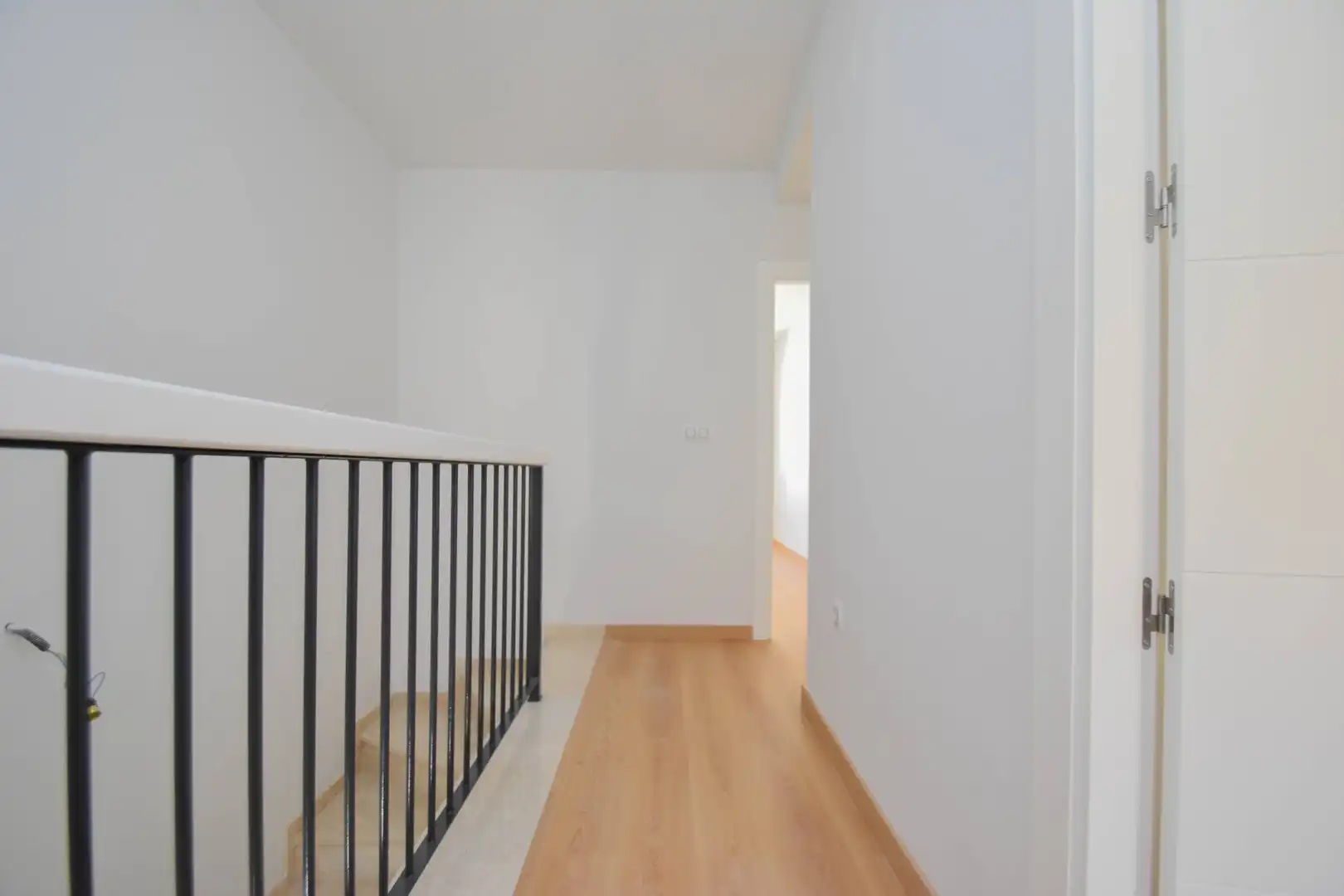 Casa adosada en venta en Atarfe con Trastero y Balcón