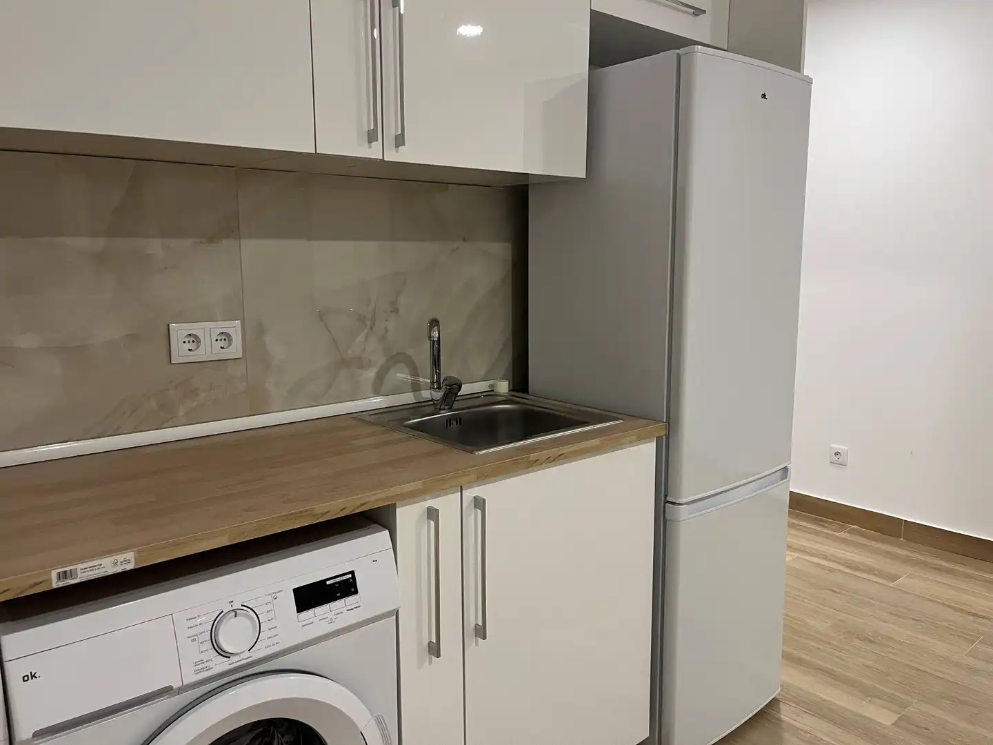 Cocina de Estudio de alquiler en Alcobendas con Aire acondicionado y Calefacción