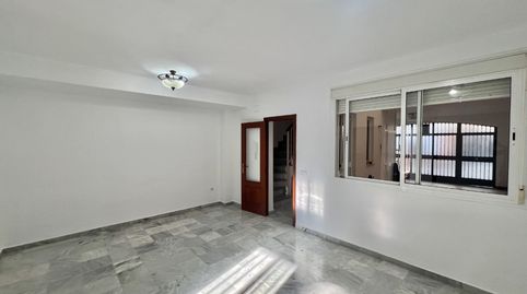 Photo 2 of Single-family semi-detached for sale in Arenal - La Pólvora, Dos Hermanas