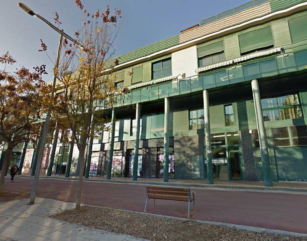 Local comercial en Venta en De Lluis Muncunill, 40 en Zona Esportiva