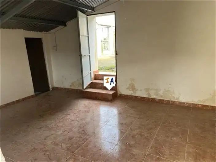 Country homes for sale in Algarinejo  with Internet