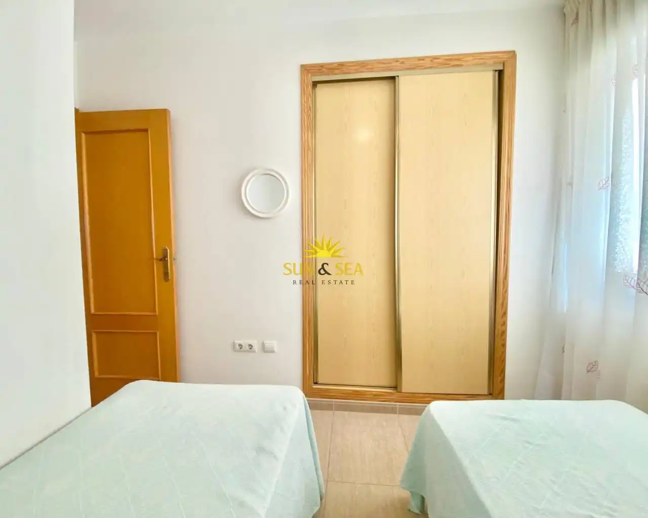 Habitación de Apartamento de alquiler en Cartagena con Aire acondicionado, Calefacción y Piscina