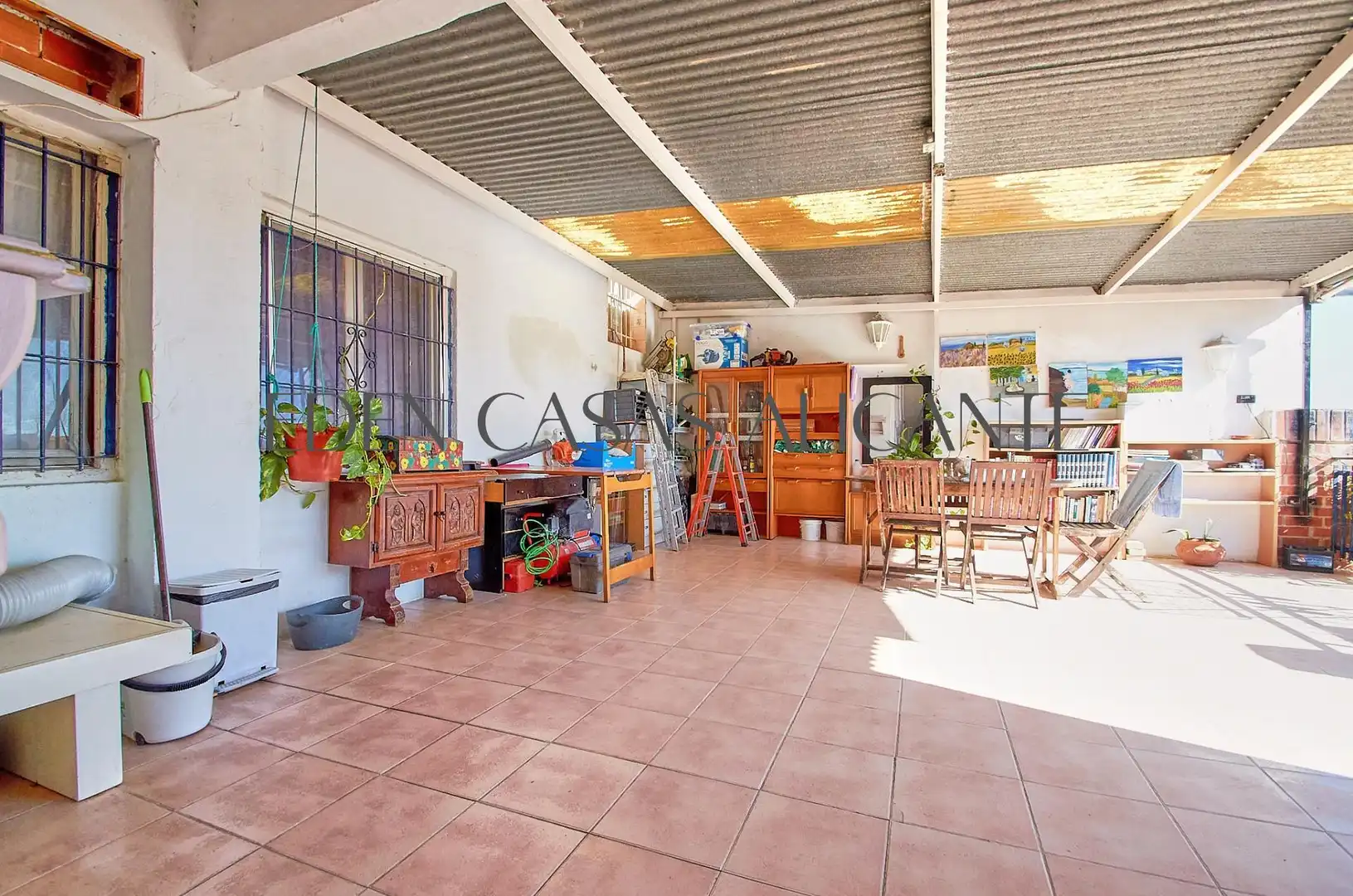 Casa adosada en venda en El Campello amb Jardí privat, Terrassa i Traster