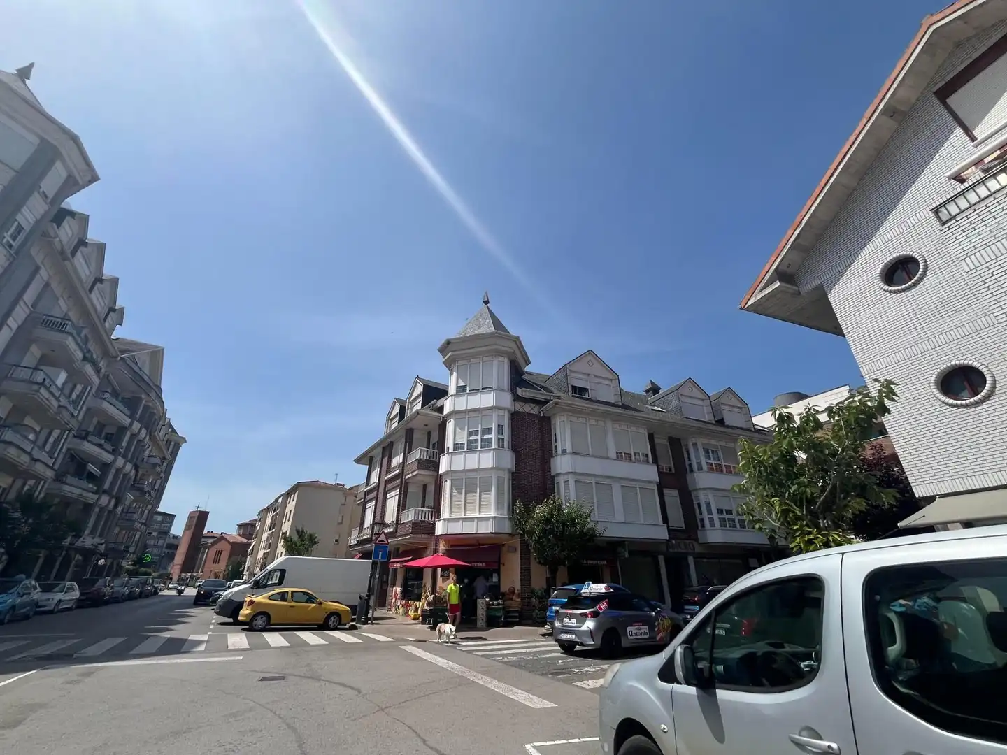 Vista exterior de Pis en venda en Colindres amb Calefacció, Terrassa i Moblat