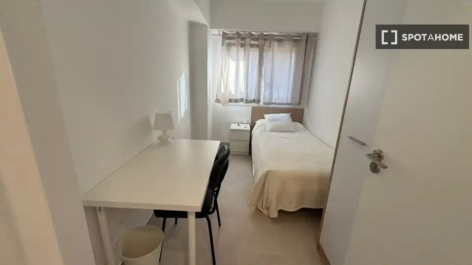 Appartamento con terrazza in affitto a Algirós, imagen 11