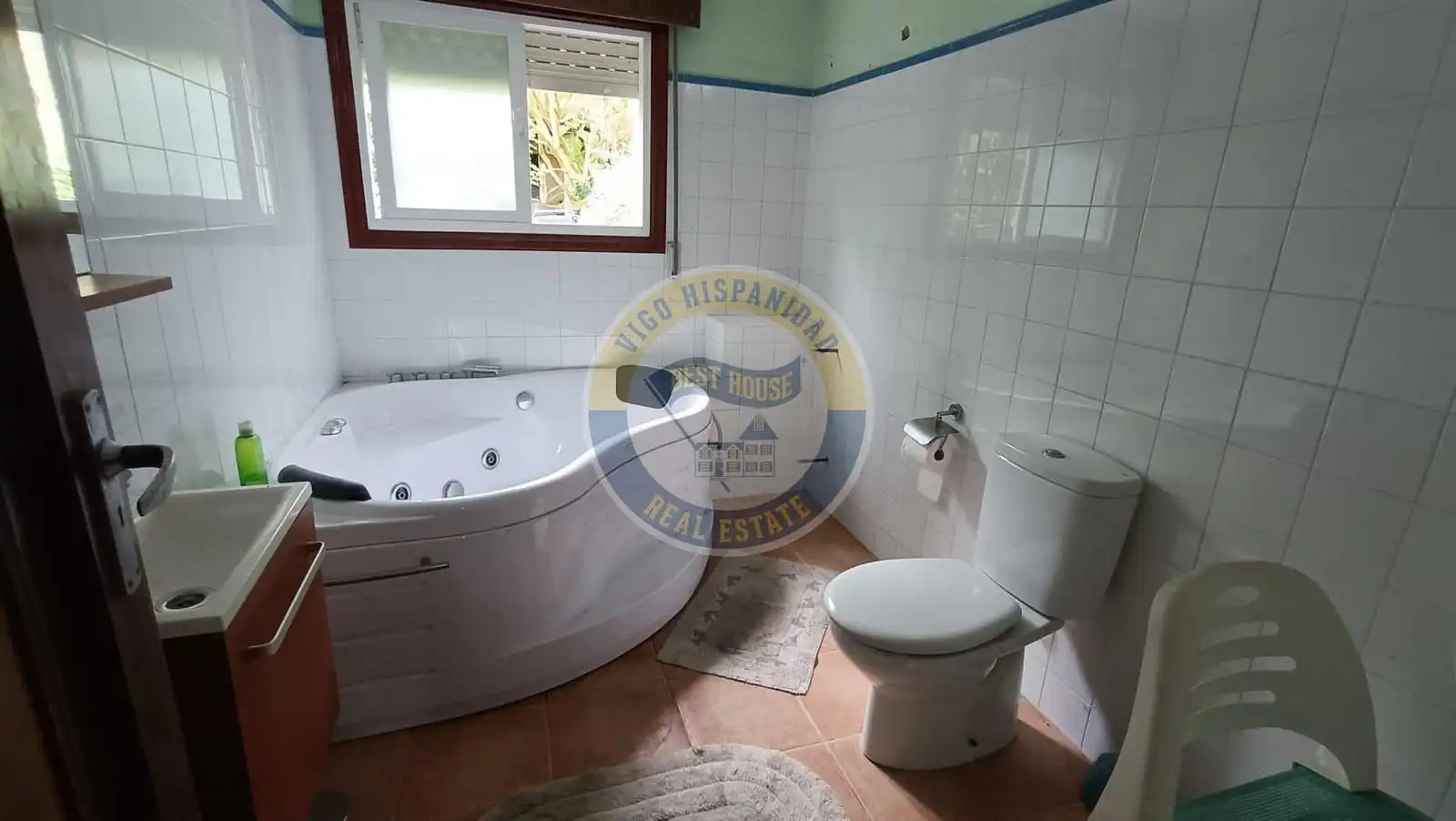 Baño de Casa o chalet en venta en Vigo  con Calefacción, Jardín privado y Terraza