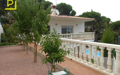 Jardí de Casa o xalet en venda en Llançà amb Aire condicionat, Terrassa i Piscina