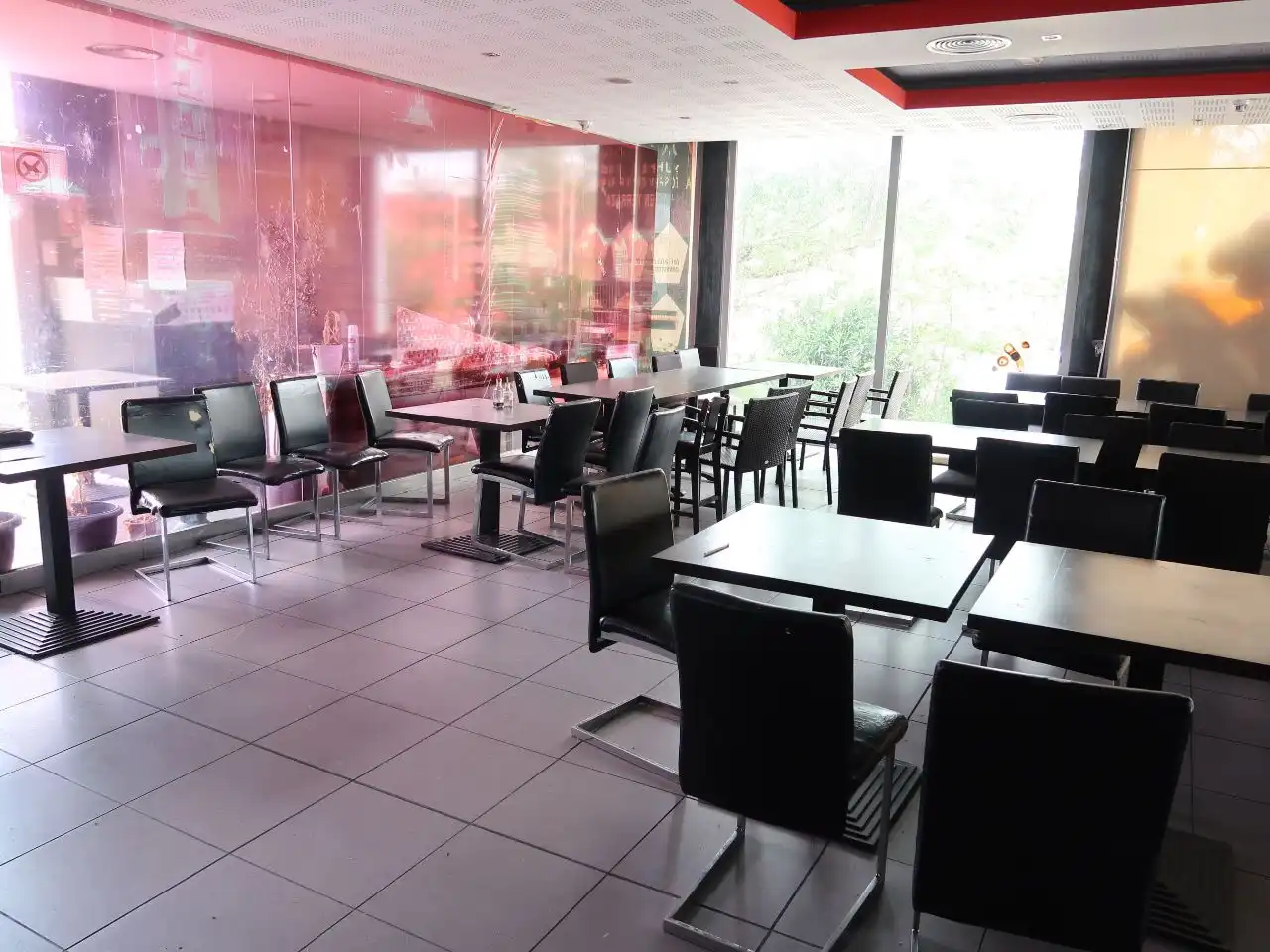 Commercial properties for sale in Torrejón de Ardoz  with Air Conditioner, Heating and Terrace