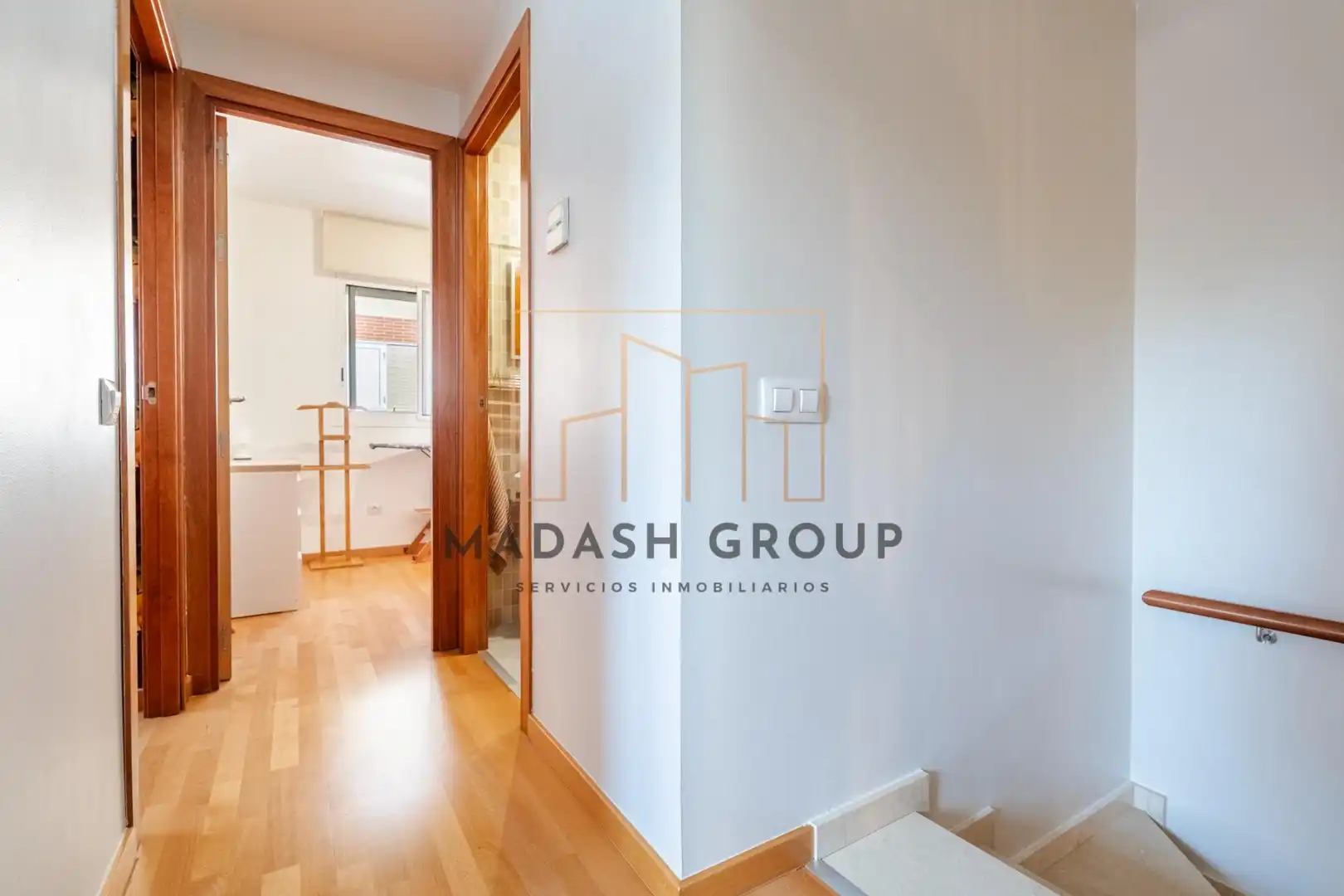 Casa aparellada amb piscina en venda a Carrer PRESIDENT MACIA, imagen 19