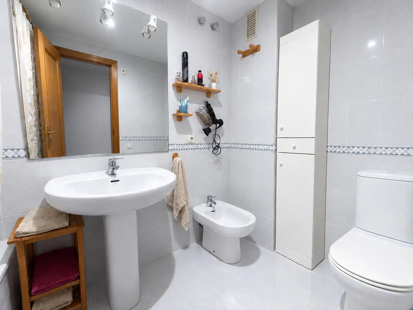 Bathroom of Flat for sale in Patraix