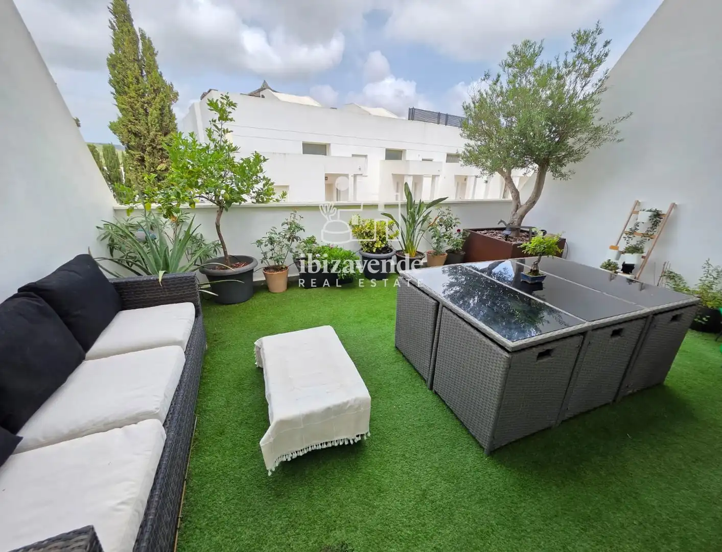 Terraza de Dúplex en venta en Santa Eulària des Riu con Aire acondicionado, Terraza y Piscina