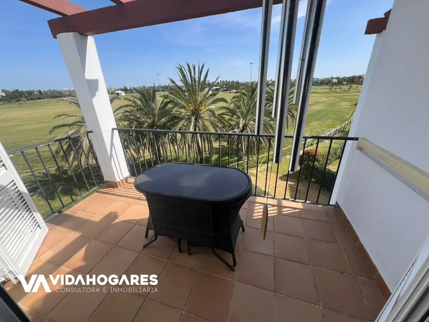 Terraza de Piso de alquiler en Rota con Piscina y Amueblado