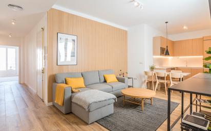 Living room of Flat for sale in  Madrid Capital  with Air Conditioner, Heating and Storage room