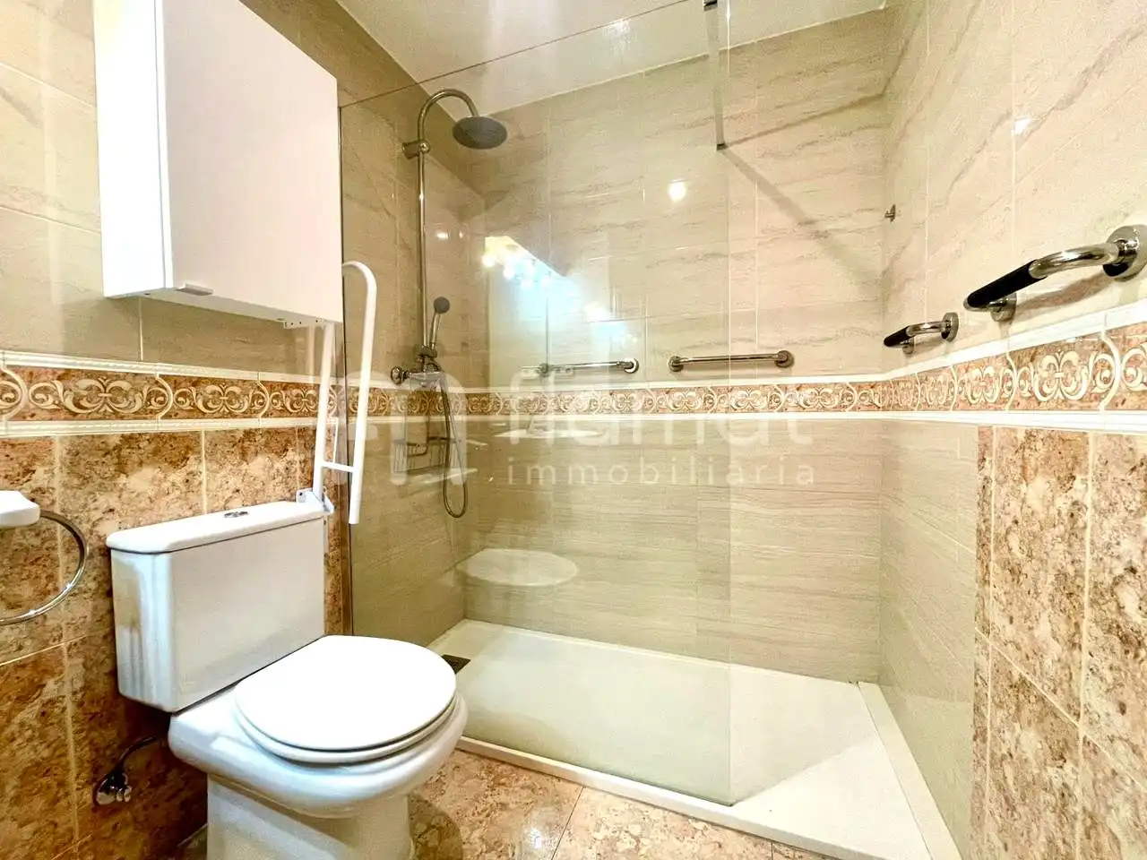 Baño de Piso en venta en Blanes con Calefacción, Amueblado y Balcón